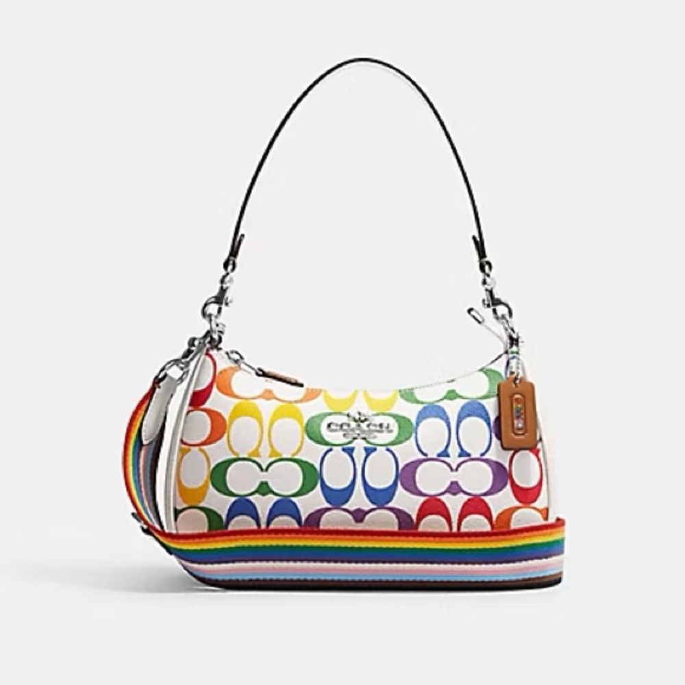 🌈🌈COACH TERI SHOULDER BAG IN RAINBOW SIGNATURE CANVAS🌈🌈